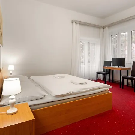 Charleston 3* Luhačovice